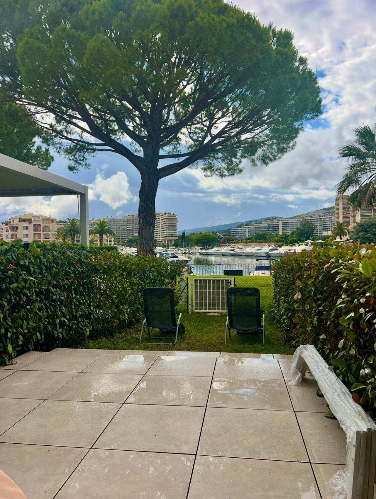 Luxury 3 Piece Garden Apartment In Cannes Marina Mandelieu-la-Napoule Exterior photo